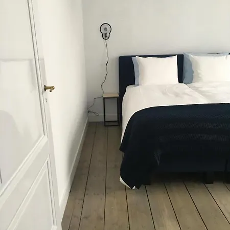 Ninet7 Bed & Breakfast Tilburg