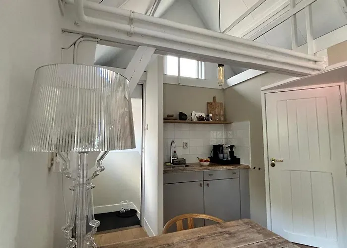 Bed & Breakfast Ninet7 Tilburg